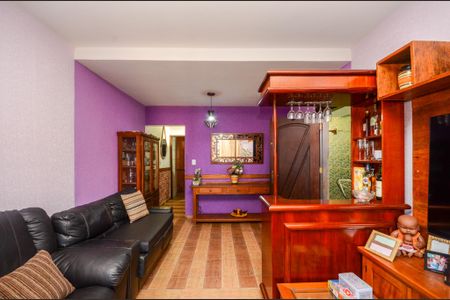 Sala de casa à venda com 4 quartos, 170m² em Vila Yara, São Paulo