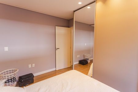 Apartamento à venda com 116m², 1 quarto e 2 vagas Apartamento à venda com 116m², 1 quarto e 2 vagasSuíte