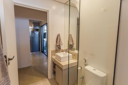 Banheiro Social de apartamento à venda com 1 quarto, 116m² em Serra, Belo Horizonte