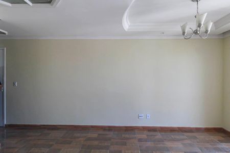 Apartamento para alugar com 70m², 3 quartos e 2 vagas