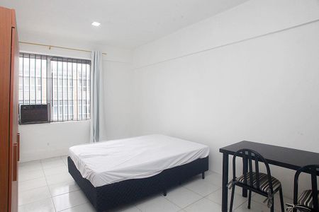 Studio - Sala / Quarto de kitnet/studio para alugar com 1 quarto, 29m² em Azenha, Porto Alegre