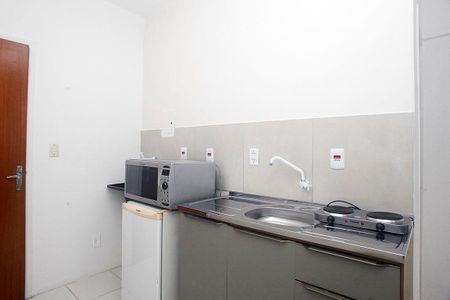 Studio - Cozinha de kitnet/studio para alugar com 1 quarto, 29m² em Azenha, Porto Alegre