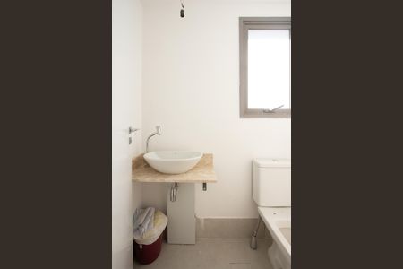 Lavabo de kitnet/studio à venda com 1 quarto, 73m² em Indianópolis, São Paulo