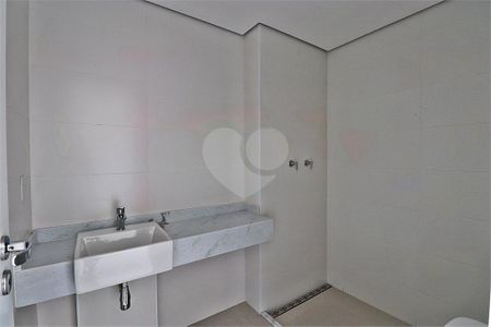 Apartamento à venda com 3 quartos, 123m² em Vila Ester (Zona Norte), São Paulo