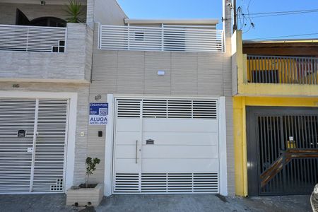 Casa para alugar com 200m², 2 quartos e 1 vagaFachada