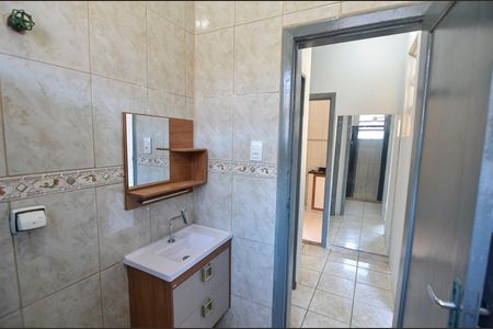 Apartamento para alugar com 65m², 2 quartos e sem vaga Apartamento para alugar com 65m², 2 quartos e sem vagaBanheiro