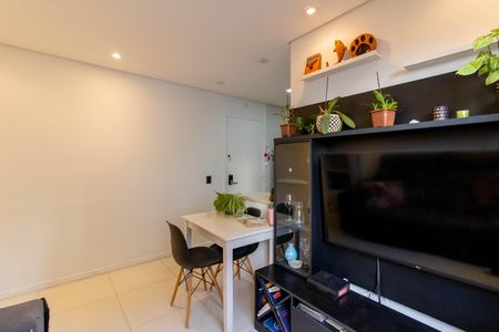 Sala de apartamento para alugar com 2 quartos, 48m² em Jardim Testae, Guarulhos