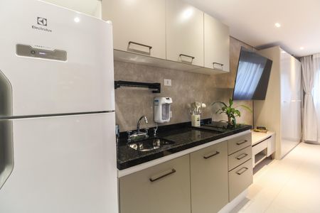 Studio à venda com 27m², 1 quarto e sem vaga Studio à venda com 27m², 1 quarto e sem vagaStudio - Cozinha