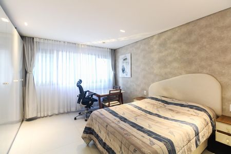 Studio à venda com 27m², 1 quarto e sem vaga Studio à venda com 27m², 1 quarto e sem vagaStudio - Quarto