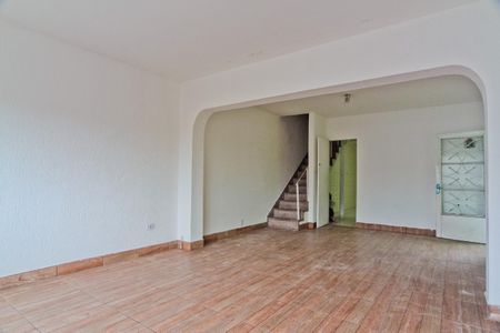 Casa para alugar com 2 quartos, 150m² em Vila Santa Maria, São Paulo