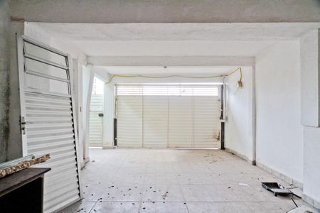 Garagem de casa para alugar com 2 quartos, 150m² em Vila Santa Maria, São Paulo