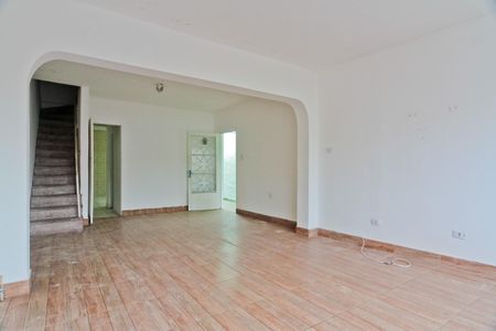 Sala de casa para alugar com 2 quartos, 150m² em Vila Santa Maria, São Paulo