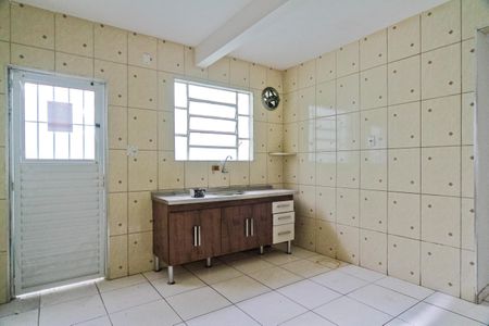 Cozinha de casa para alugar com 2 quartos, 150m² em Vila Santa Maria, São Paulo