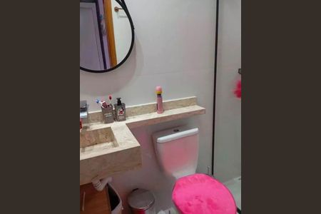 Banheiro  de apartamento à venda com 2 quartos, 110m² em Parque Novo Oratório, Santo André