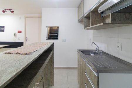 Cozinha de apartamento para alugar com 2 quartos, 55m² em Azenha, Porto Alegre