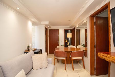 Apartamento para alugar com 73m², 2 quartos e 1 vagaSala