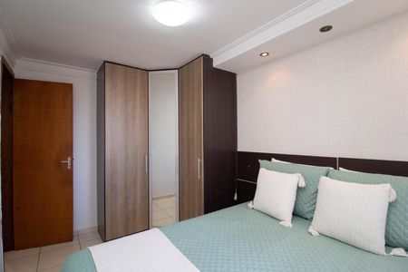 Apartamento para alugar com 73m², 2 quartos e 1 vagaQuarto 3