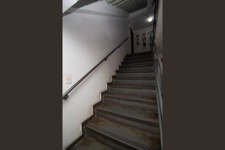 Apartamento para alugar com 73m², 2 quartos e 1 vagaHall social