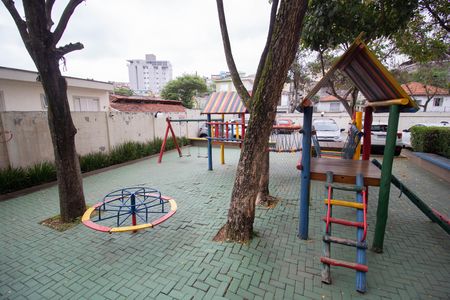 Apartamento para alugar com 73m², 2 quartos e 1 vagaÁrea comum - Playground