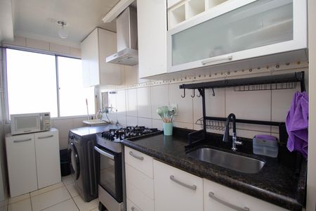 Cozinha de apartamento à venda com 2 quartos, 73m² em Vila Guedes, São Paulo