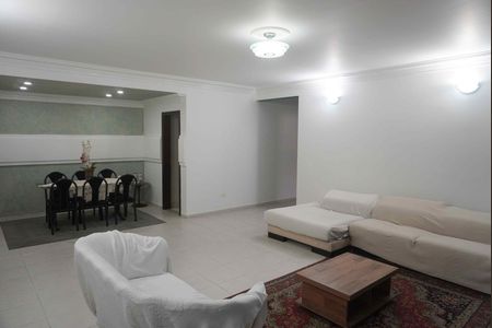 Casa para alugar com 350m², 4 quartos e 4 vagas Casa para alugar com 350m², 4 quartos e 4 vagasSala de Estar