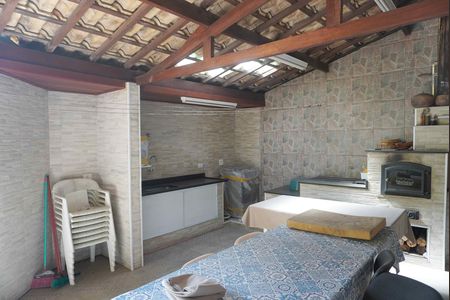 Casa para alugar com 350m², 4 quartos e 4 vagas Casa para alugar com 350m², 4 quartos e 4 vagasÁrea Gourmet