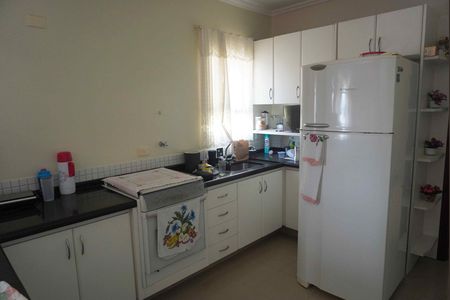 Cozinha de casa para alugar com 4 quartos, 350m² em Vila Sao Silvestre, Barueri