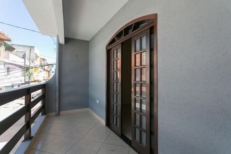 Casa de condomínio para alugar com 320m², 3 quartos e 1 vaga Casa de condomínio para alugar com 320m², 3 quartos e 1 vagaVaranda da Suíte