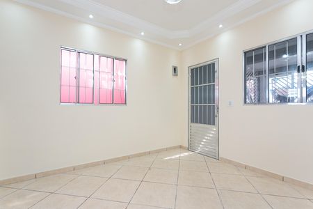 Casa de condomínio para alugar com 320m², 3 quartos e 1 vaga Casa de condomínio para alugar com 320m², 3 quartos e 1 vagaSala