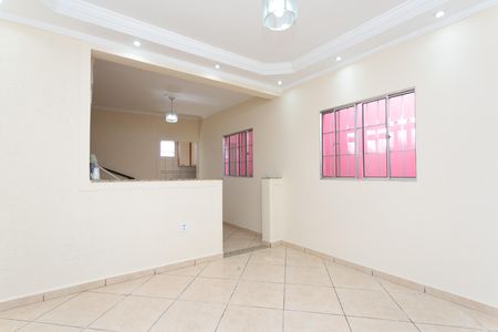Casa de condomínio para alugar com 320m², 3 quartos e 1 vaga Casa de condomínio para alugar com 320m², 3 quartos e 1 vagaSala