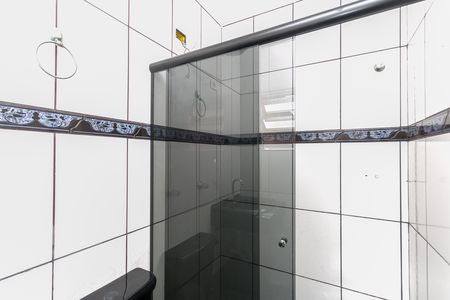 Casa de condomínio para alugar com 320m², 3 quartos e 1 vaga Casa de condomínio para alugar com 320m², 3 quartos e 1 vagaBanheiro da Suíte