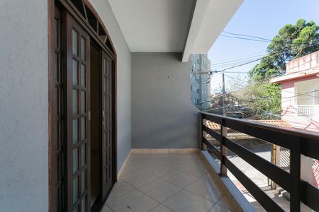 Casa de condomínio para alugar com 320m², 3 quartos e 1 vaga Casa de condomínio para alugar com 320m², 3 quartos e 1 vagaVaranda da Suíte