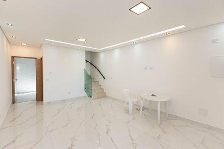 Sala  de casa à venda com 3 quartos, 140m² em Parque Vitoria, São Paulo
