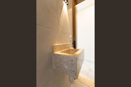 Lavabo de casa à venda com 3 quartos, 140m² em Parque Vitoria, São Paulo