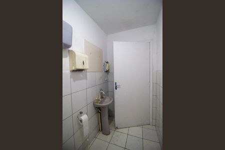 Casa para alugar com 124m², 2 quartos e 1 vaga Casa para alugar com 124m², 2 quartos e 1 vagaBanheiro