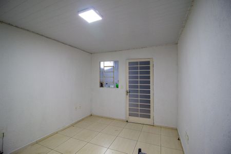 Casa para alugar com 124m², 2 quartos e 1 vaga Casa para alugar com 124m², 2 quartos e 1 vagaQuarto 1