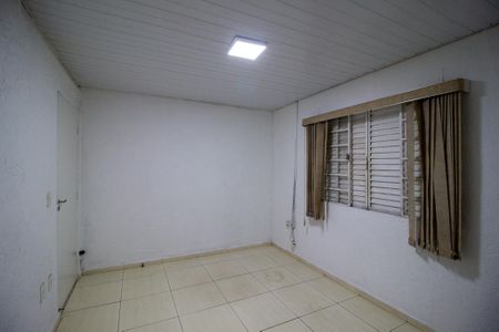 Casa para alugar com 124m², 2 quartos e 1 vaga Casa para alugar com 124m², 2 quartos e 1 vagaSala