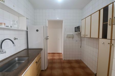 Cozinha de apartamento para alugar com 3 quartos, 70m² em Vila Julia, Guarujá