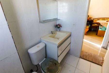 Apartamento à venda com 56m², 2 quartos e sem vaga Apartamento à venda com 56m², 2 quartos e sem vagaBanheiro
