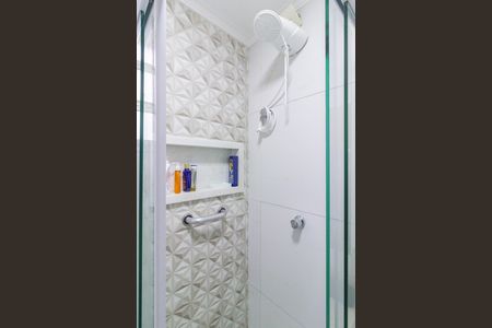 Banheiro de apartamento à venda com 2 quartos, 49m² em Vila Arcadia, São Paulo