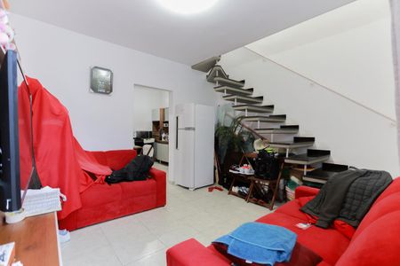 Casa de Condomínio para alugar com 2 quartos, 57m² em Vila Aurora (zona Norte), São Paulo
