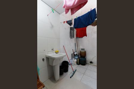 Casa de condomínio para alugar com 57m², 2 quartos e 2 vagas Casa de condomínio para alugar com 57m², 2 quartos e 2 vagasÁrea de serviço