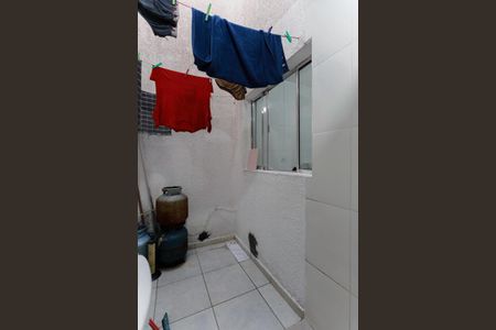 Casa de condomínio para alugar com 57m², 2 quartos e 2 vagas Casa de condomínio para alugar com 57m², 2 quartos e 2 vagasÁrea de serviço