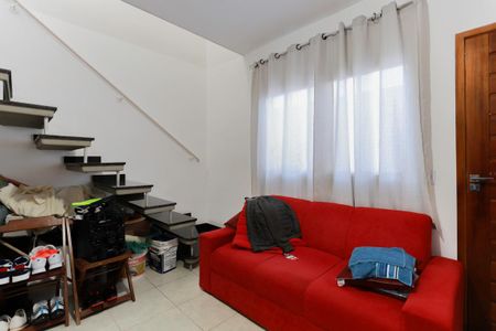 Casa de condomínio para alugar com 57m², 2 quartos e 2 vagas Casa de condomínio para alugar com 57m², 2 quartos e 2 vagasSala