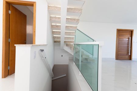 Casa à venda com 4 quartos, 280m² em Vila Nova Mazzei, São Paulo