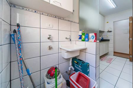 Apartamento à venda com 55m², 2 quartos e 1 vaga Apartamento à venda com 55m², 2 quartos e 1 vagaÁrea de Serviço