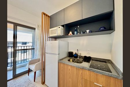 Cozinha  de kitnet/studio à venda com 1 quarto, 28m² em Pinheiros, São Paulo