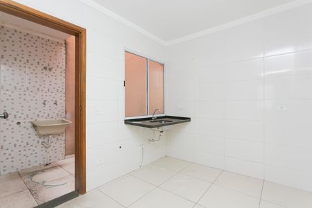 Cozinha  de casa de condomínio para alugar com 2 quartos, 65m² em Itaquera, São Paulo