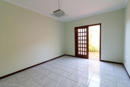 Casa à venda com 3 quartos, 387m² em Jardim Lumen Christi, Campinas