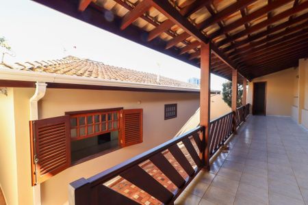 Casa à venda com 3 quartos, 387m² em Jardim Lumen Christi, Campinas